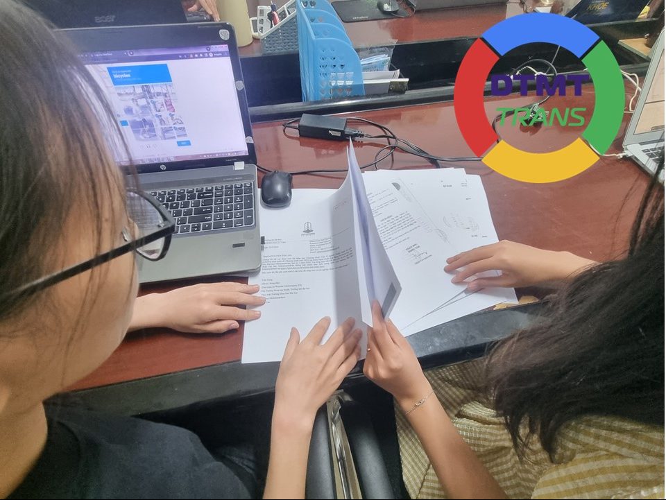 Chuyên gia dịch thuật công chứng tiếng Trung Hoa tại - DTMT